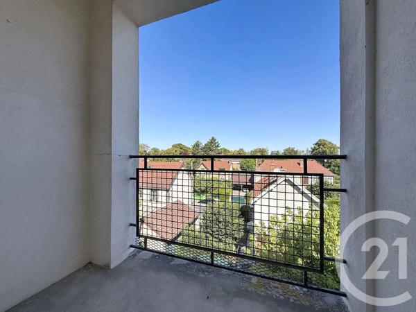 Appartement T4 à vendre  4 pièces - 65 m 2   TROYES  - 10