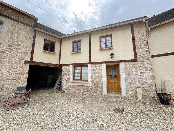 A LOUER - Appartement Lattainville 2 chambres - 100.23 m2 avec garage