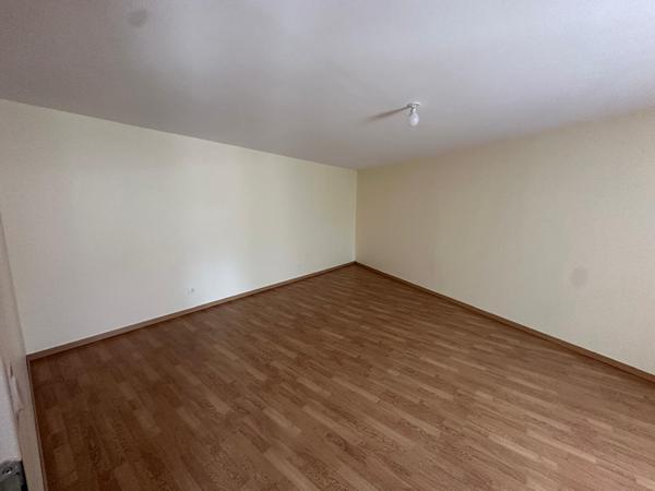 A LOUER - Appartement Lattainville 2 chambres - 100.23 m2 avec garage