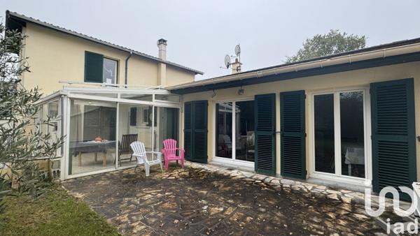 Maison 6 pièces de 110 m² à Dammarie-les-Lys (77190)