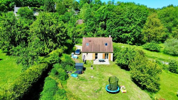 En village, maison 3 chambres de 82 m²