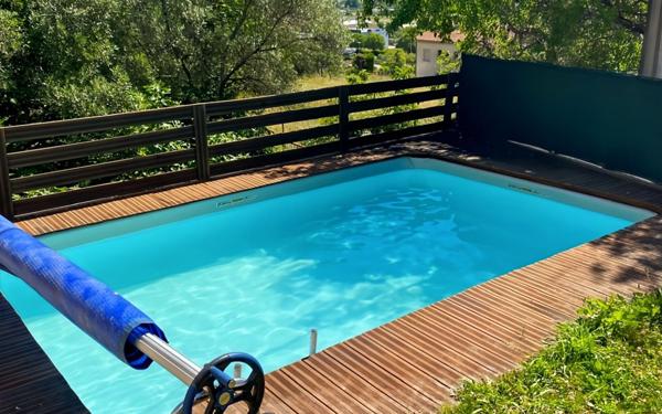 Maison à vendre    5 pièces •  Manosque