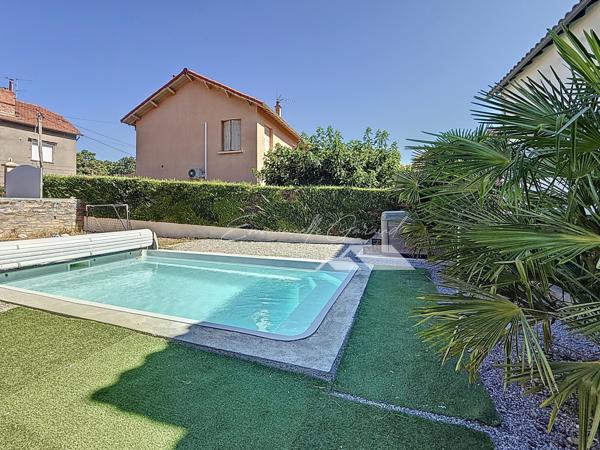 Millau (12100) Quartier des Aumières // Maison 6 pièces 105 m2 habitables environ avec jardin, piscine et spa