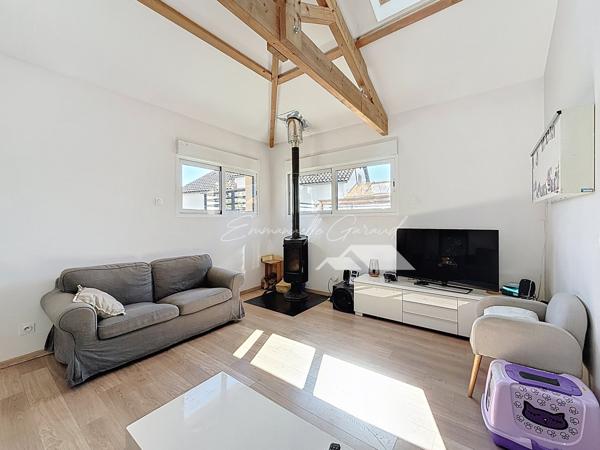 Millau (12100) Quartier des Aumières // Maison 6 pièces 105 m2 habitables environ avec jardin, piscine et spa