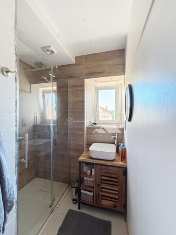 Millau (12100) Quartier des Aumières // Maison 6 pièces 105 m2 habitables environ avec jardin, piscine et spa