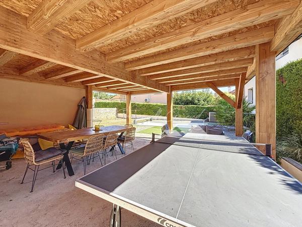 Millau (12100) Quartier des Aumières // Maison 6 pièces 105 m2 habitables environ avec jardin, piscine et spa