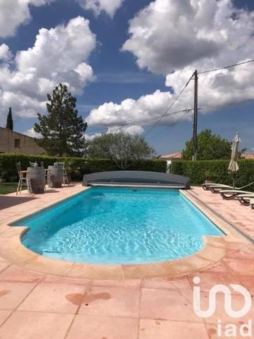 Maison traditionnelle 7 pièces de 233 m² à Valensole (04210)