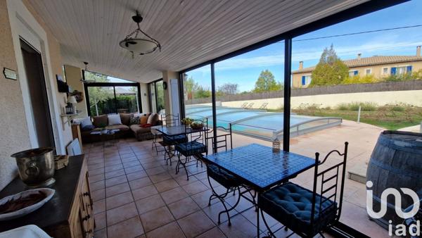 Maison traditionnelle 7 pièces de 233 m² à Valensole (04210)