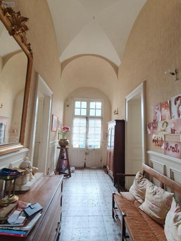 Grande propriété à vendre à La-Ferté-Bernard dans la Sarthe (72400), ref : 336