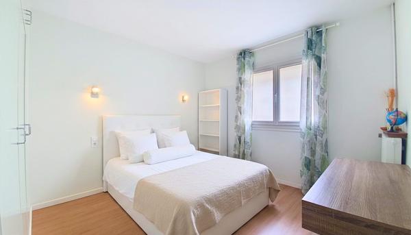 Grand appartement lumineux
