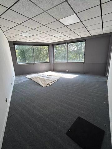 Location Bureau 5 pièces 100 m2 à Dardilly