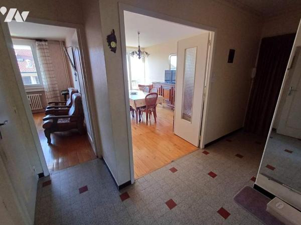 Appartement Saint Héand avec garage et cave