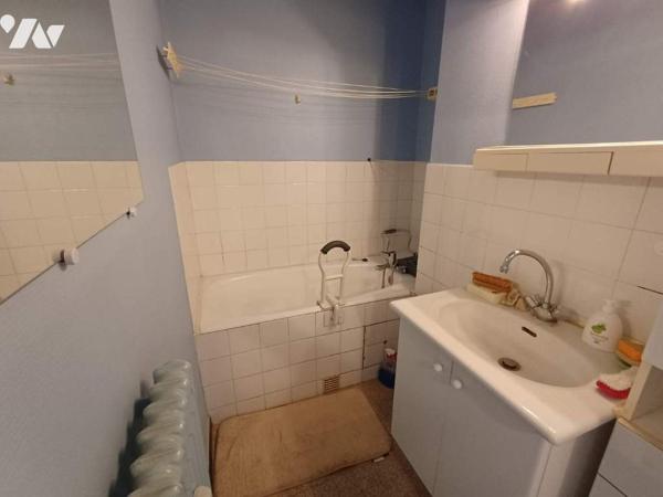 Appartement Saint Héand avec garage et cave