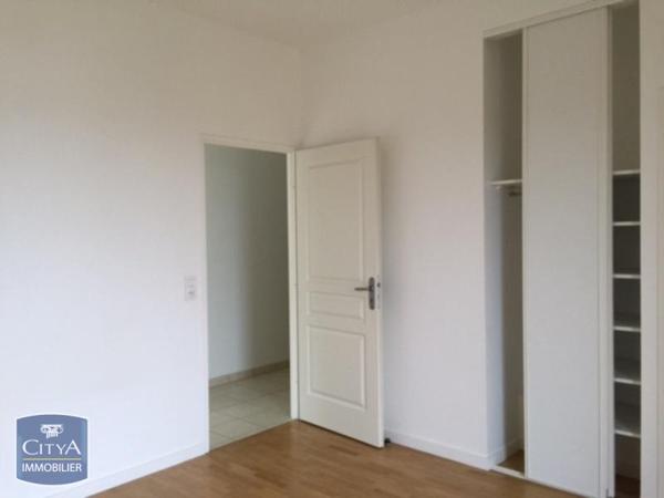 Appartement à louer 4 pièces 102.54m²