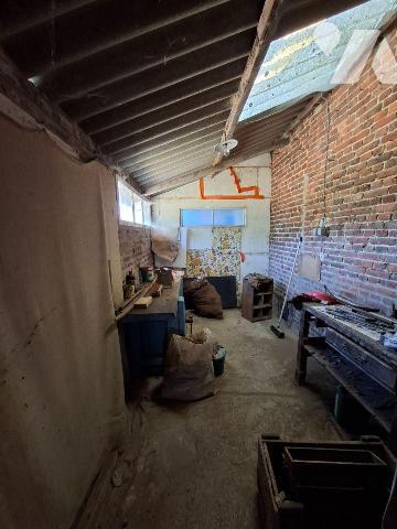 Maison à vendre à SAINS RICHAUMONT, comprenant une cuisine, un séjour, deux chambres communican...