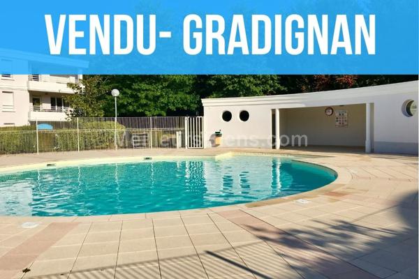 VENDU : Grand T2 dans résidence sécurisée et arborée avec piscine