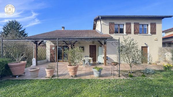 À vendre - Maison traditionnelle, 5 pièces située à Chavanoz (38230)