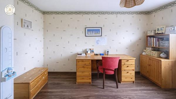 À vendre - Maison traditionnelle, 5 pièces située à Chavanoz (38230)