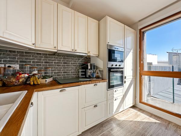 Appartement Montreuil 3 pièce(s) 63,01 m² avec place de parking en sous-sol et  grand local vélo