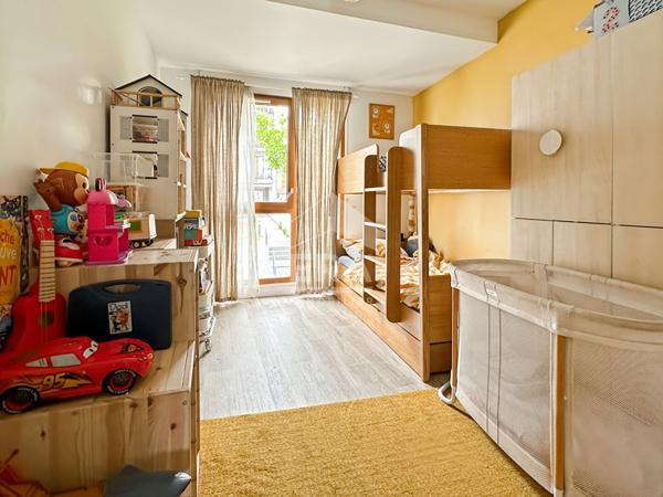 Appartement Montreuil 3 pièce(s) 63,01 m² avec place de parking en sous-sol et  grand local vélo