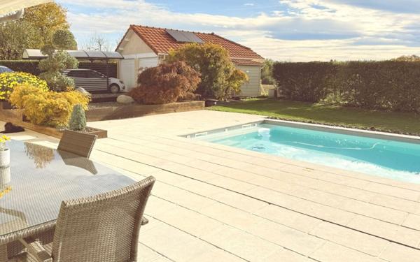 Maison à vendre    5 pièces •  Montardon