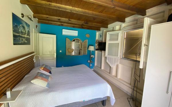 Maison à vendre    4 pièces •  Les Trois-Îlets