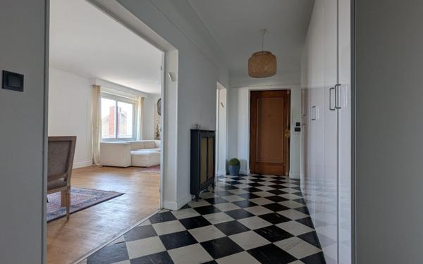 Appartement à vendre    4 pièces • 106,60 m2 Dijon