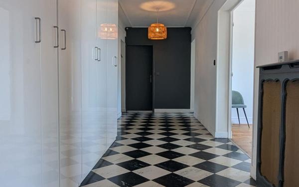 Appartement à vendre    4 pièces • 106,60 m2 Dijon