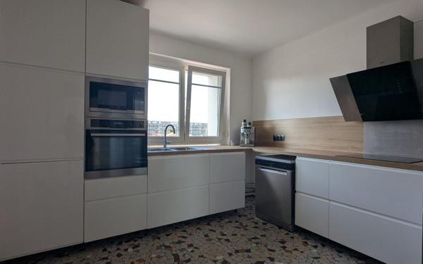 Appartement à vendre    4 pièces • 106,60 m2 Dijon