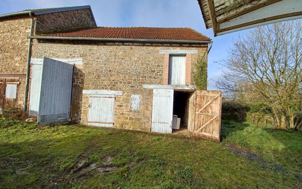 Maison à vendre    2 pièces •  Fleurat