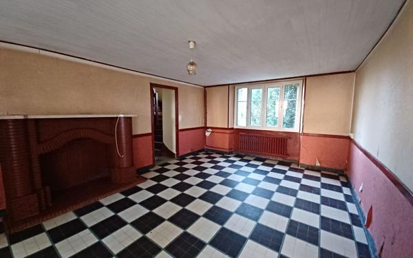 Maison à vendre    2 pièces •  Fleurat