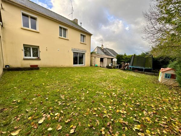 Pavillon 4 chambres + bureau avec terrain de 640m2