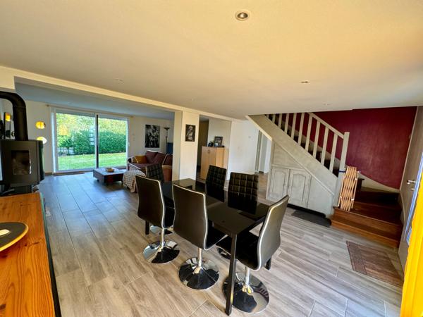 Pavillon 4 chambres + bureau avec terrain de 640m2