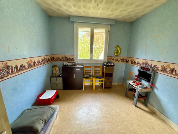 Pavillon 4 chambres + bureau avec terrain de 640m2