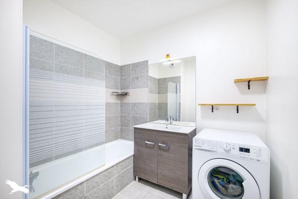 Appartement à vendre |  Saint-Priest |  3 pièces | 57 m²