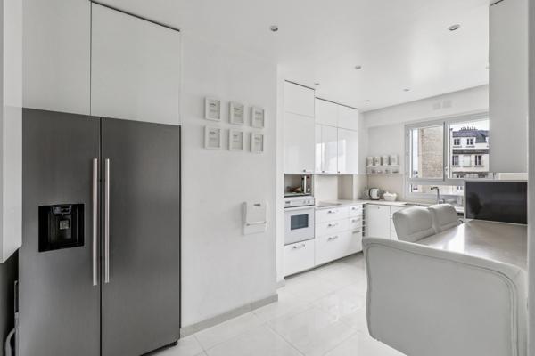 Vente Appartement de luxe Neuilly-sur-Seine 5 Pièces 125 m²