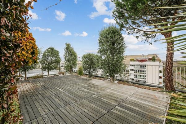 Vente Appartement de luxe Neuilly-sur-Seine 5 Pièces 125 m²