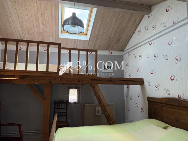 Maison
                                                                                                                                                                                                                                                                                                                        8 pièce(s)                                                                                                                                                                                                          5 chambre(s)                                                                                                                                                                                                          242  m²