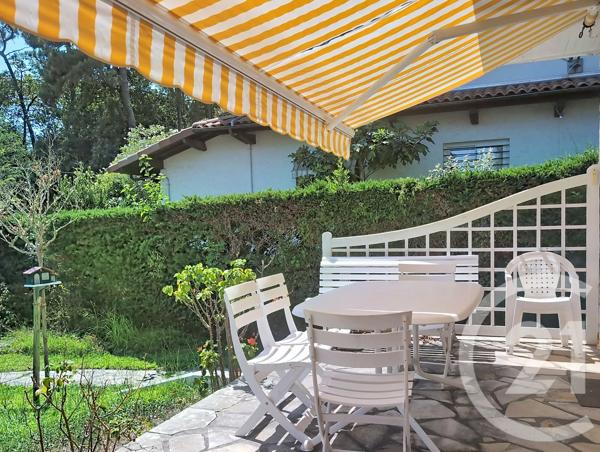 Maison à vendre  5 pièces - 130 m 2   ARCACHON  - 33