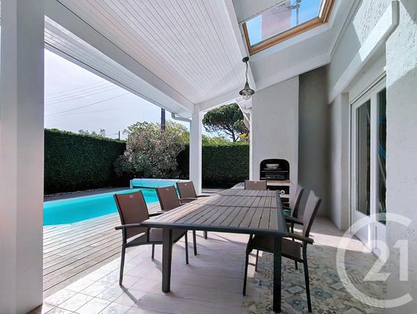 Maison à vendre  5 pièces - 130 m 2   ARCACHON  - 33