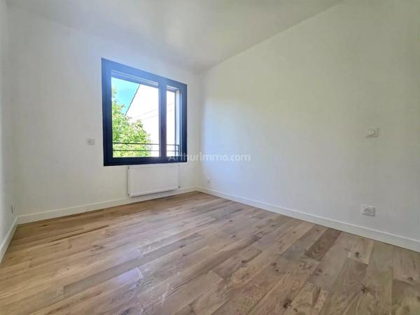 Vente                                                      Maison
                        
                     6 pièces                      122 m2                     à Le Perreux-sur-Marne