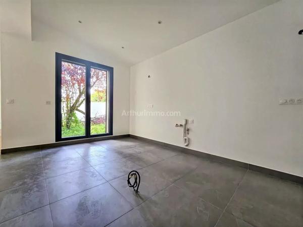 Vente                                                      Maison
                        
                     6 pièces                      122 m2                     à Le Perreux-sur-Marne