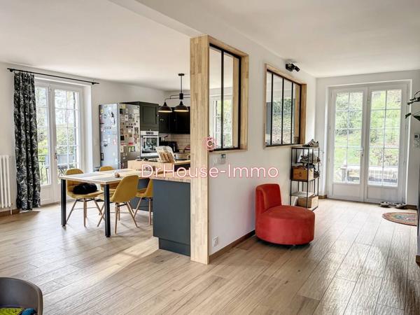 Maison à vendre 9 pièces de 214 m²