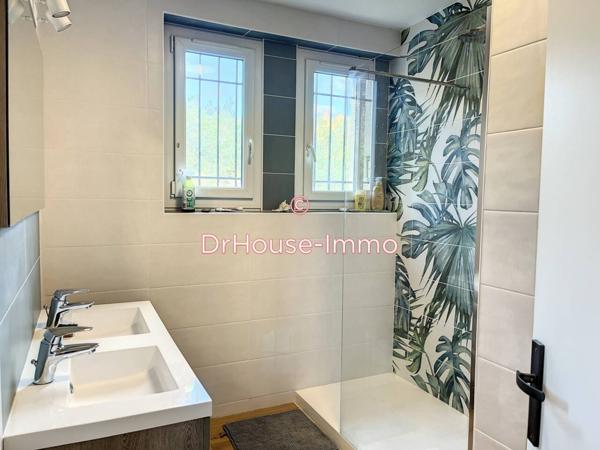 Maison à vendre 9 pièces de 214 m²