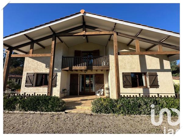 Maison 7 pièces de 192 m² à Lège-Cap-Ferret (33950)