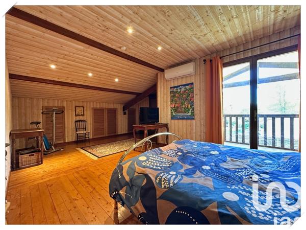 Maison 7 pièces de 192 m² à Lège-Cap-Ferret (33950)