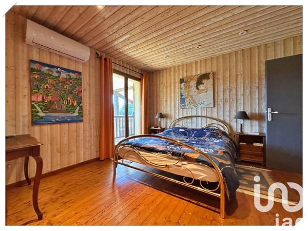 Maison 7 pièces de 192 m² à Lège-Cap-Ferret (33950)