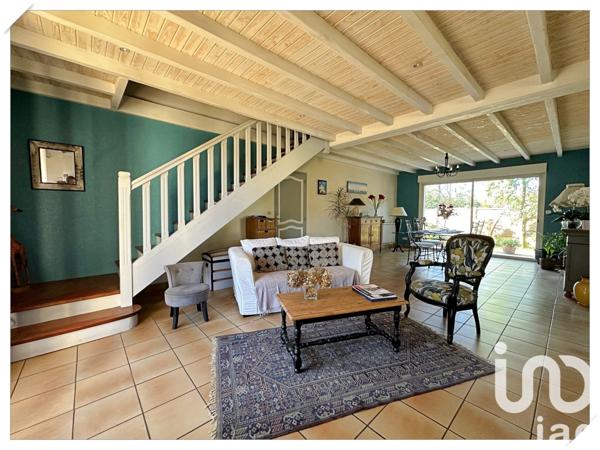 Maison 7 pièces de 192 m² à Lège-Cap-Ferret (33950)