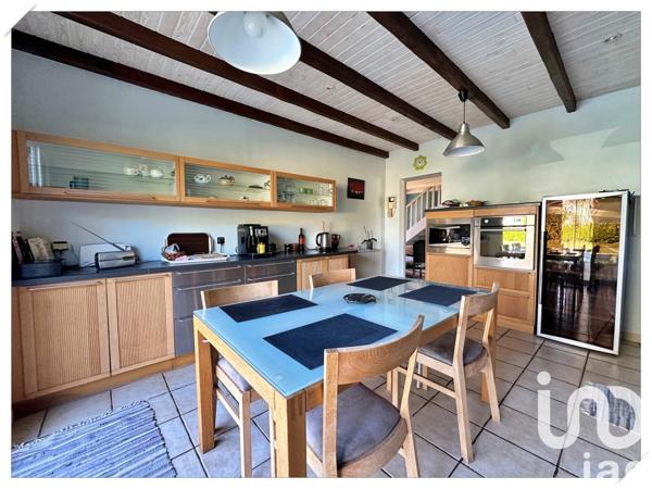 Maison 7 pièces de 192 m² à Lège-Cap-Ferret (33950)