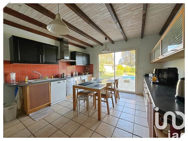 Maison 7 pièces de 192 m² à Lège-Cap-Ferret (33950)